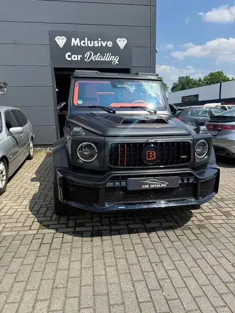 Brabus G 800 vor der Halle in Oberhausen
