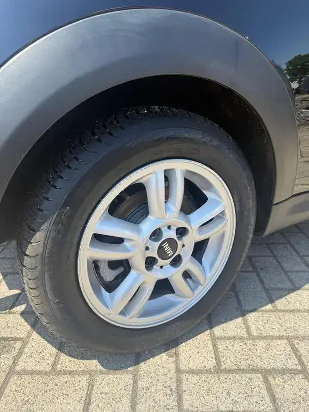 Mini Felge nachher, sauber